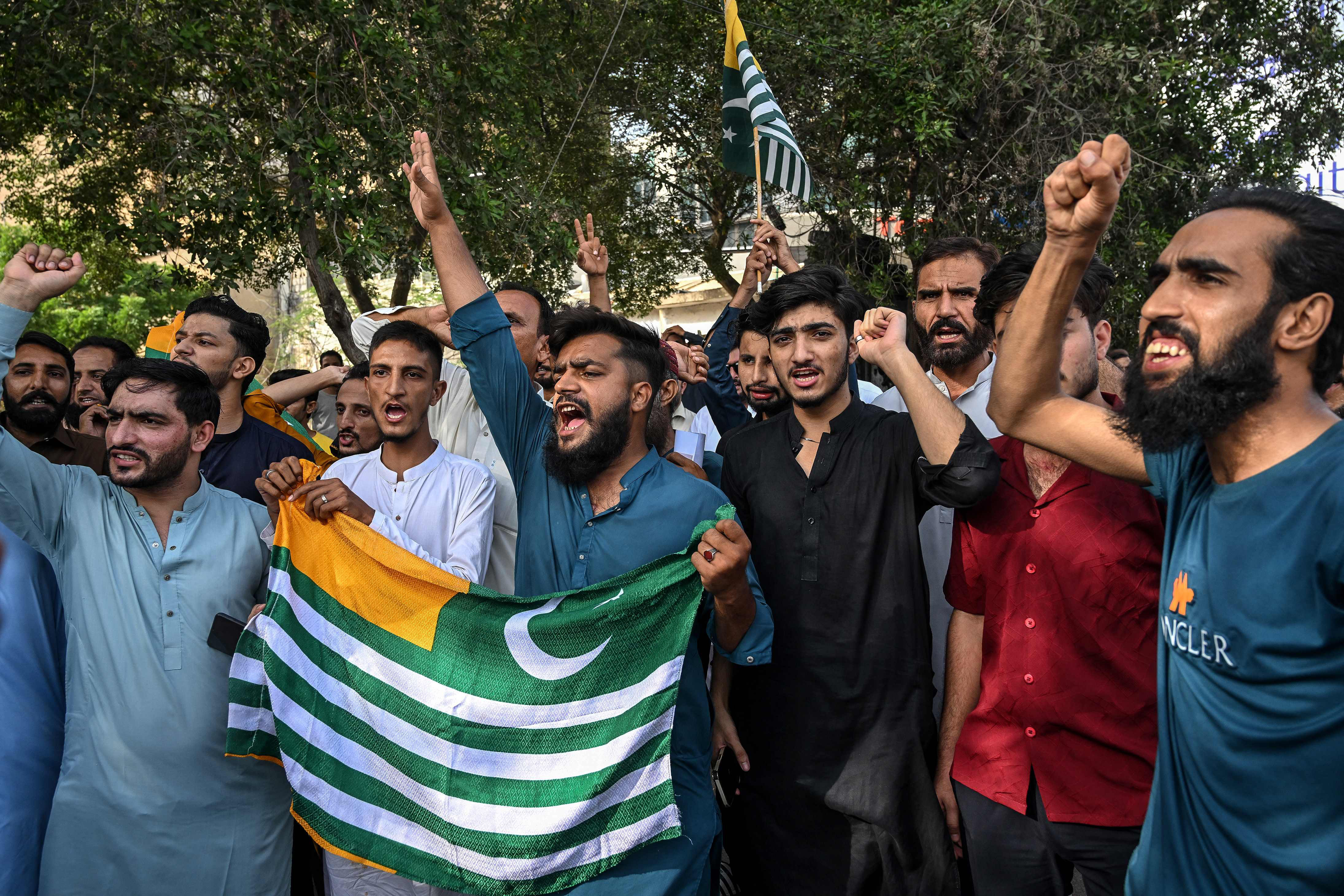 Sunanda K. Datta-Ray | Amid Friction in PoK, Why Delay Over J&K Statehood?