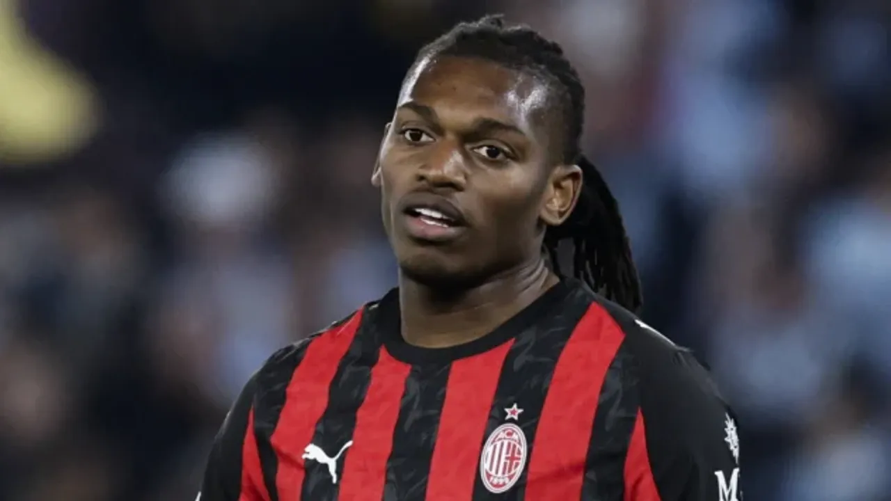 Galatasaray Rafael Leao İçin Masaya Oturdu