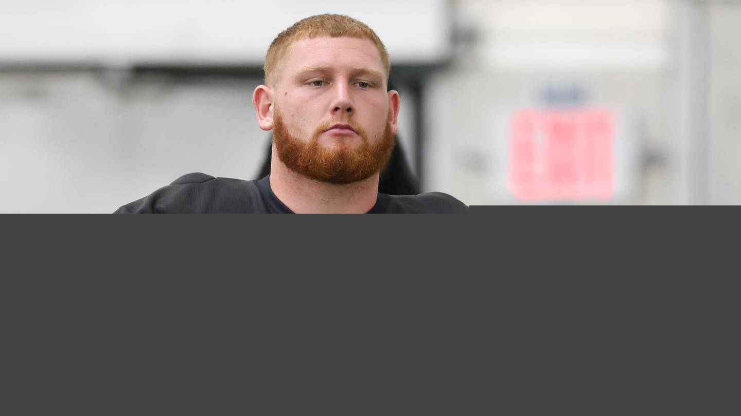 Keylan Rutledge just took another major step in Texans center battle