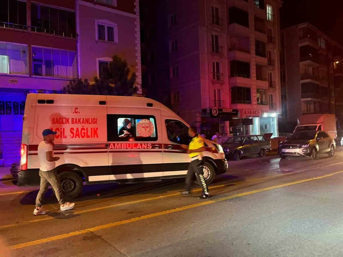 Çorum'da Yayaya Otomobil Çarptı: 1 Yaralı