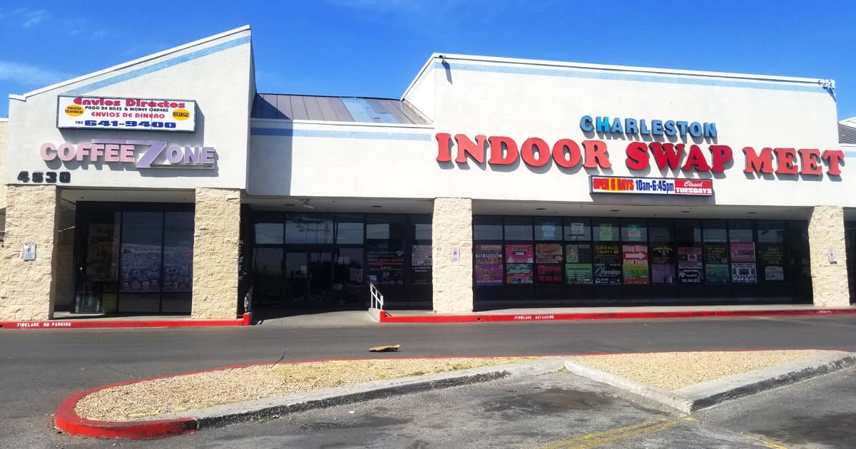 The Enormous Indoor Flea Market In Nevada Where $35 Fills Your Backseat With Bargains