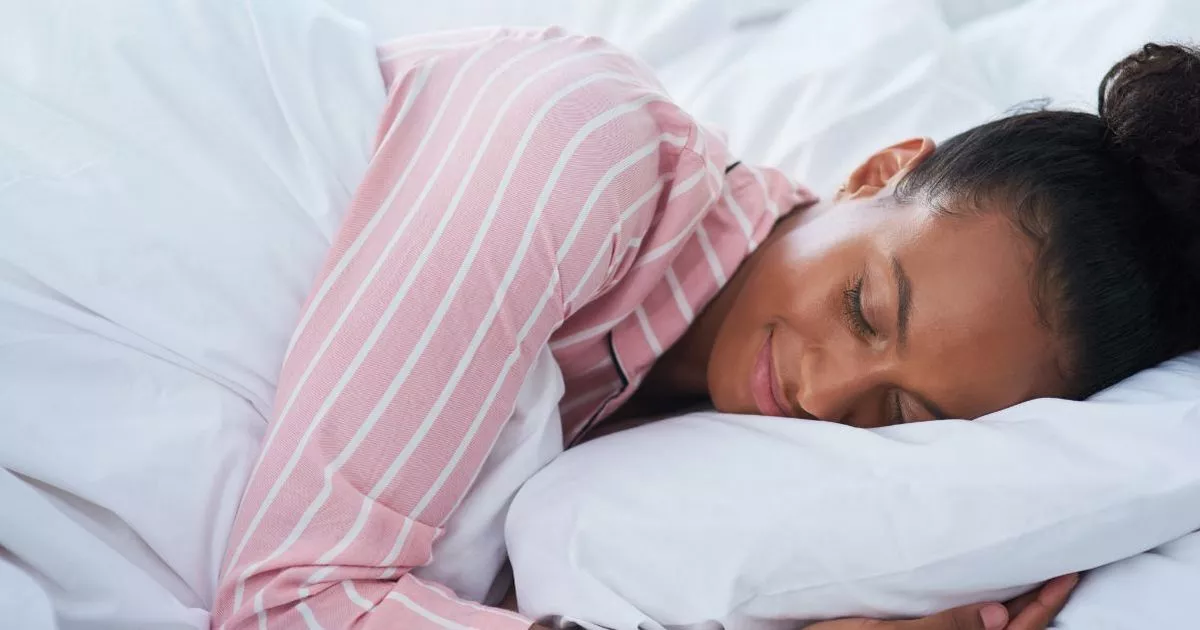 Expert offers £23 hack for better sleep this autumn without turning the heating on