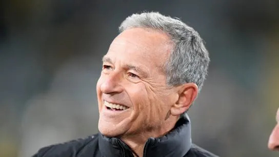 Bob Iger, Josh Kushner to buy Lakers for record $12 billion in stunning ownership change