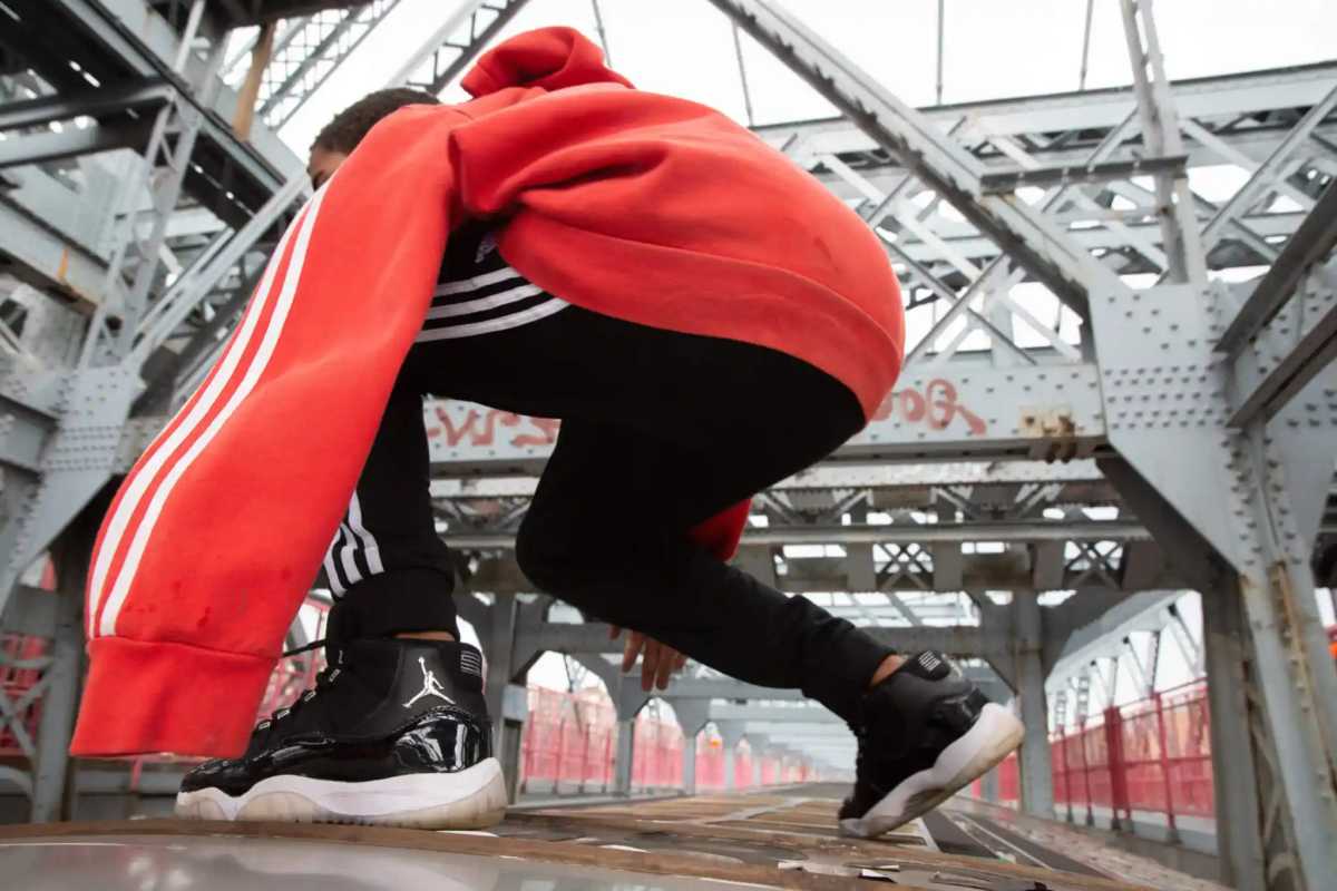 Two young women killed in possible subway surfing incident on J line in Brooklyn