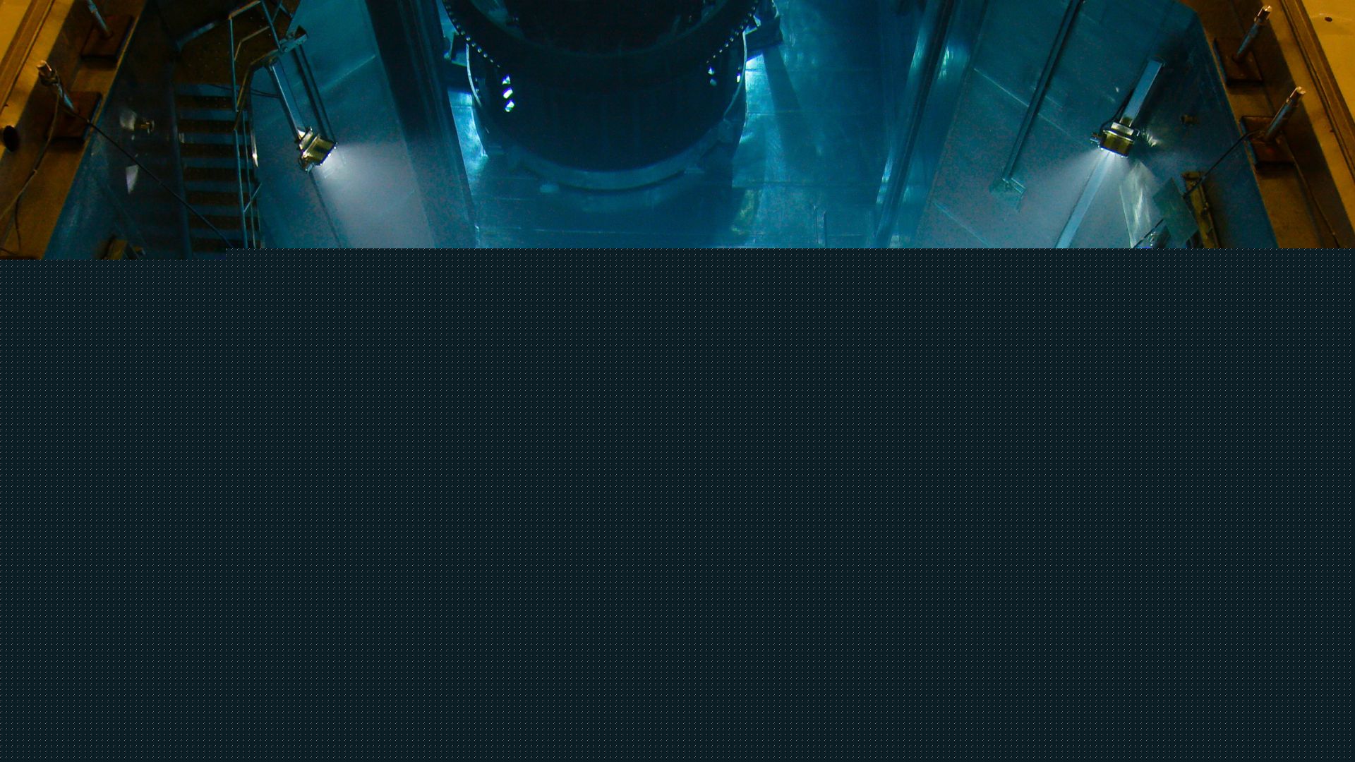 Gas-cooled 300 MW hybrid reactor for electricity, hydrogen clears early review