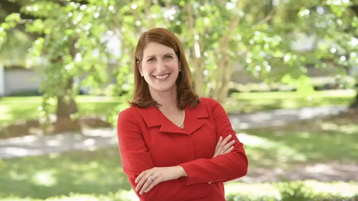 BOT to consider UNF alumnus, Jacksonville native Falconetti as interim president
