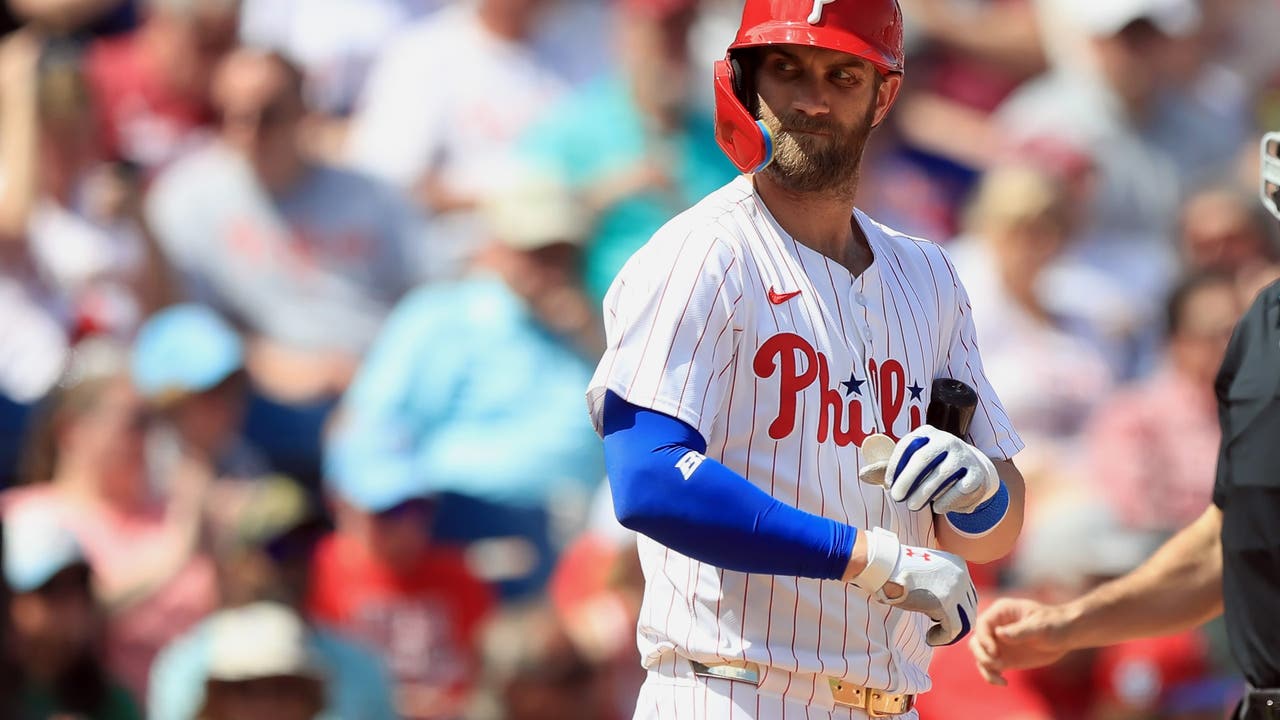 Harper told Manfred to 'get the f--- out of our clubhouse' in heated exchange: report
