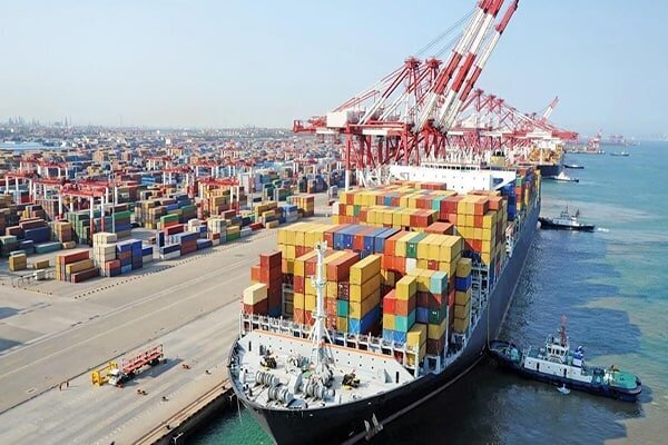 Iran’s foreign trade up $54 billion in H1: IRICA chief