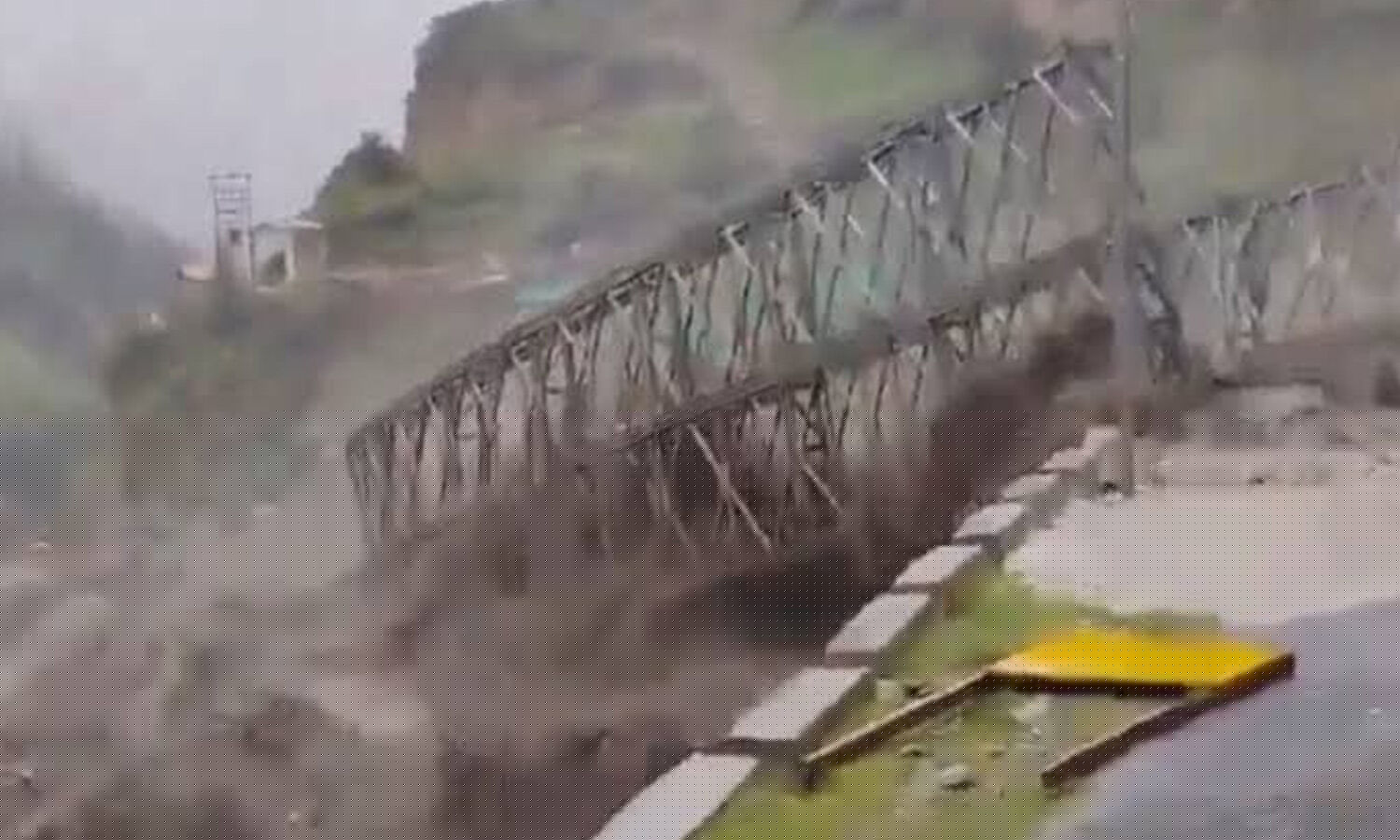 Bailey bridge over Tamak drain washed away