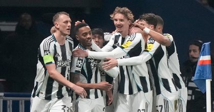Newcastle clinch seeded play-off place after drawing with PSG in France