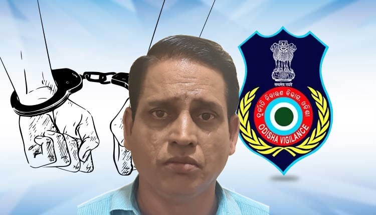 Brahmapur Agriculture Officer Held Taking Rs 15,000 Bribe Over MKUY Subsidy