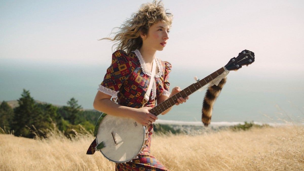 Meels finds her own shore on new EP ‘Across The Raccoon Strait’