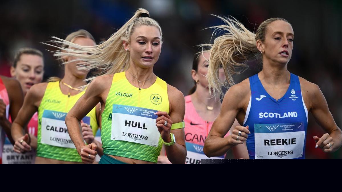 'Doesn't feel real': Hull laps up track in double bid
