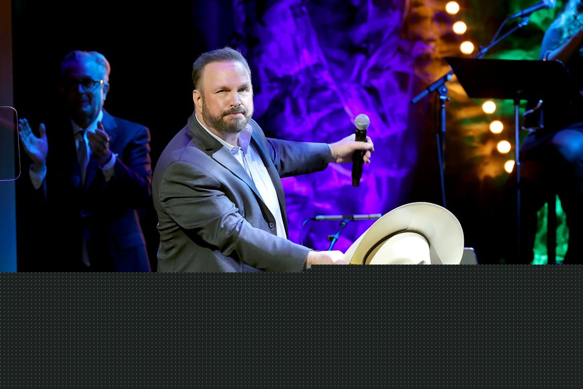 JUST IN: Garth Brooks Adds New Date to His 2026 Tour