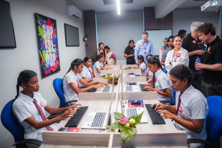 Superloop backs girls in tech with its first Colombo digital learning lab