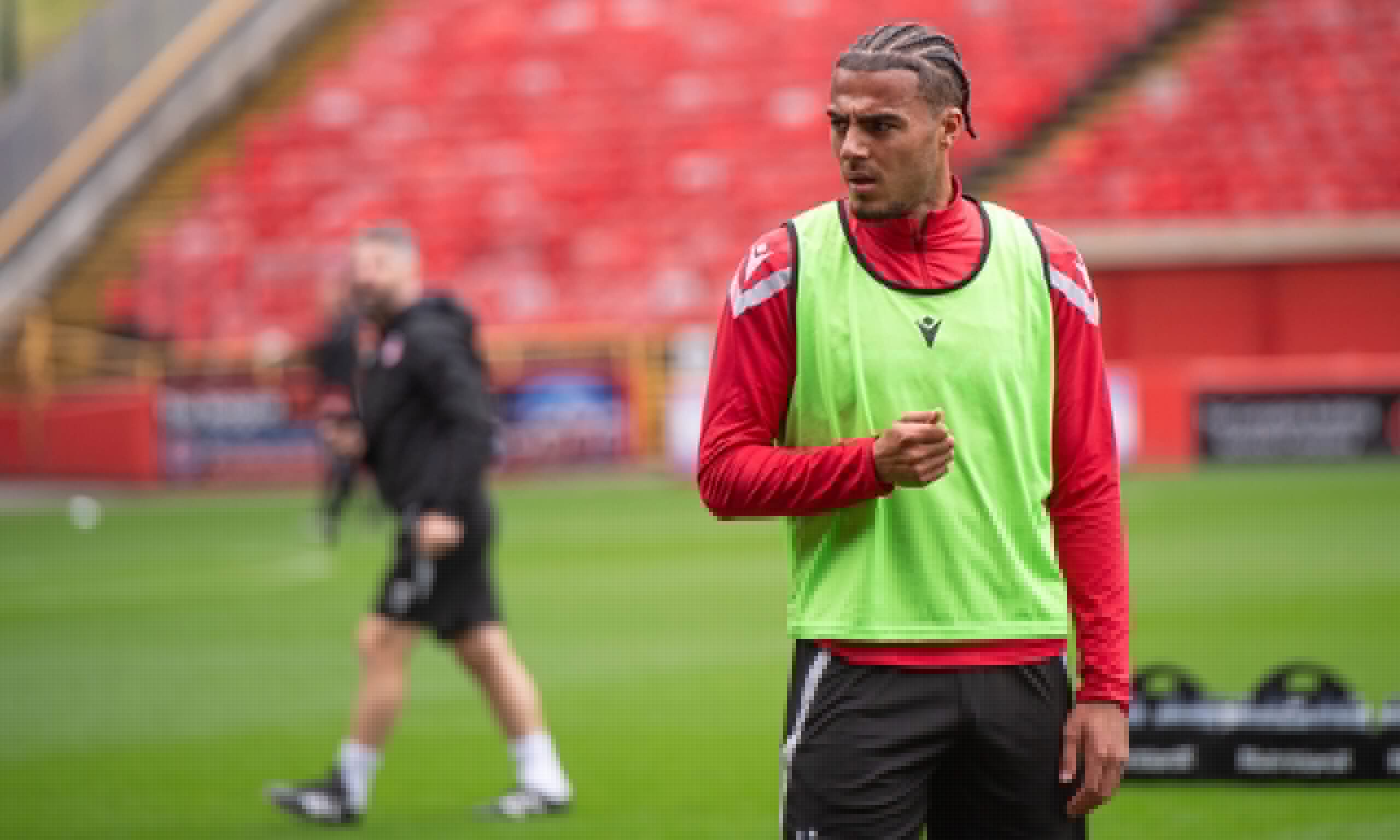 Aberdeen v Hearts: Nesta Guinness-Walker aims for ‘statement’ win and for Dons to show they can be ‘high up the table’ in Premiership opener