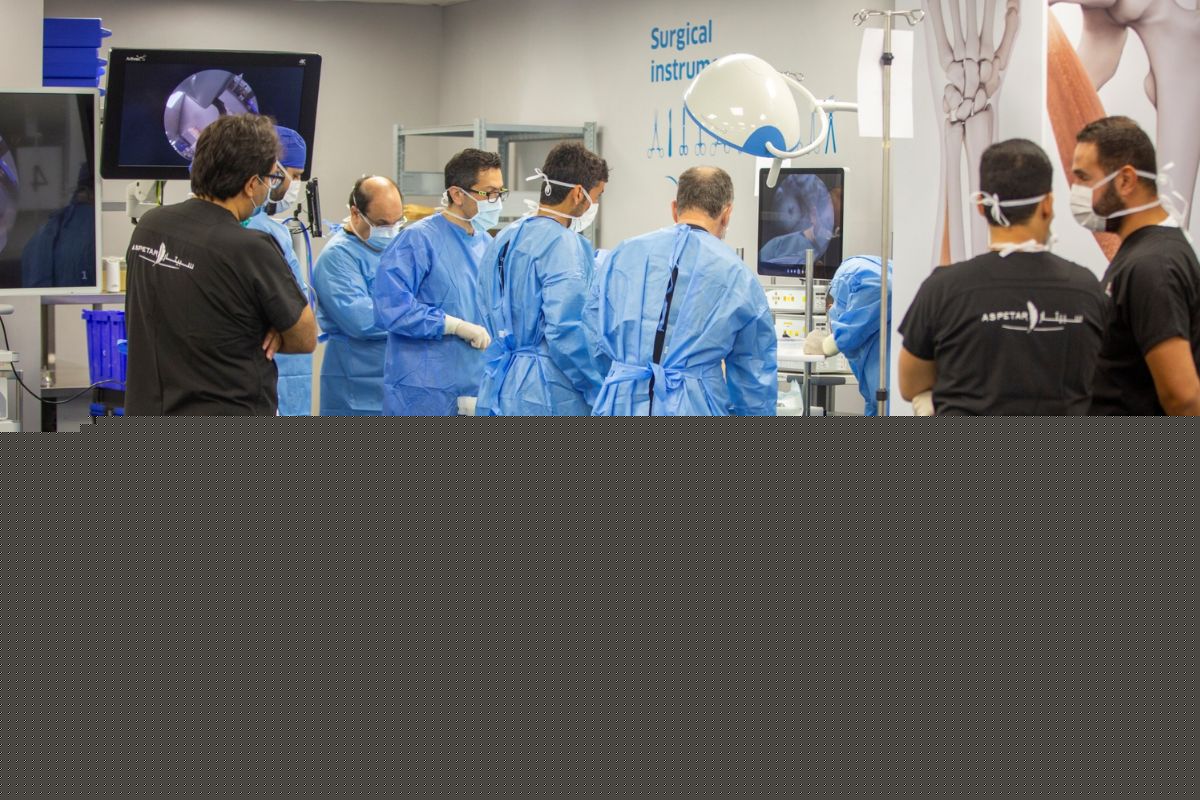 Aspetar Hosts 69 International Observers Through Surgery Department Programme