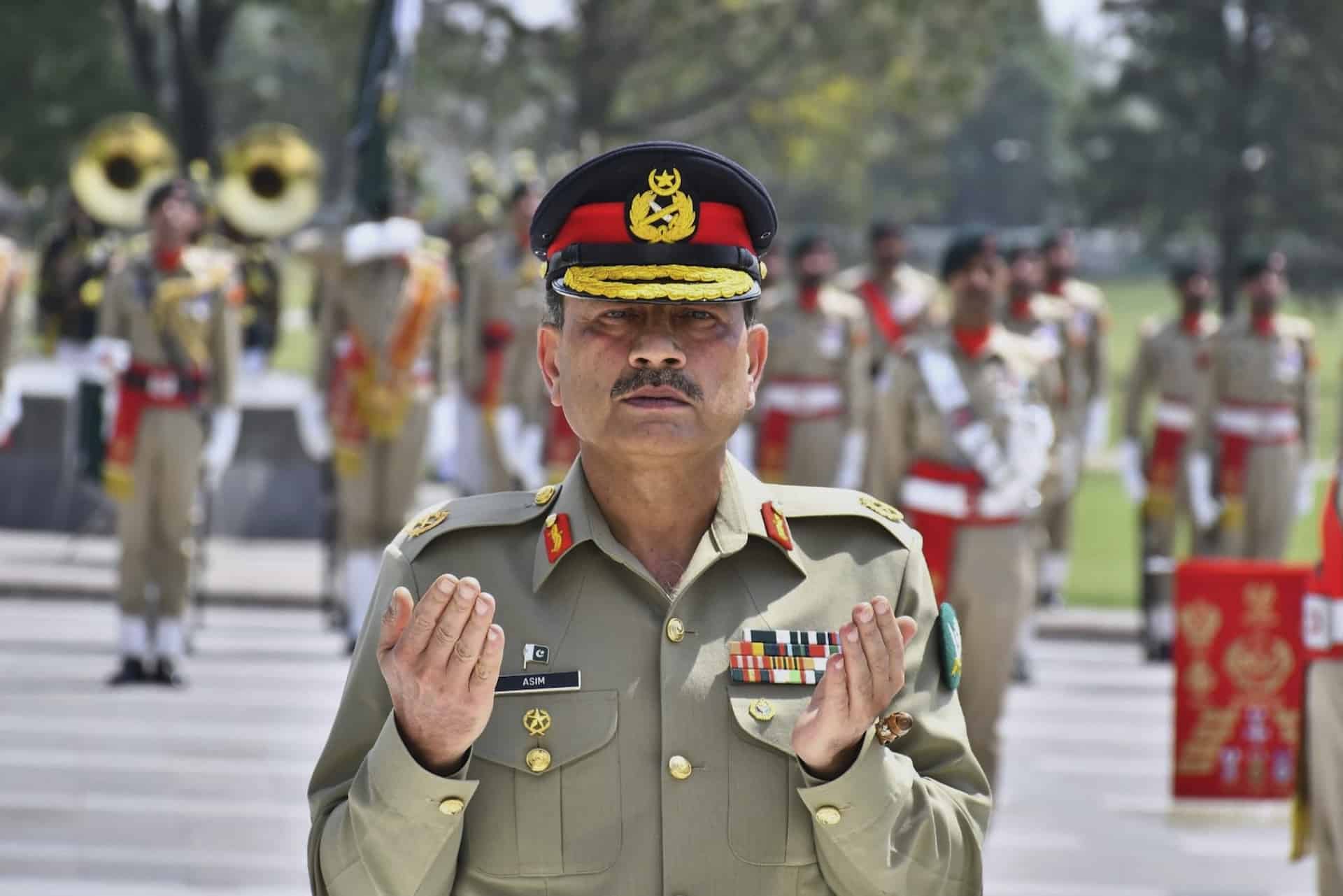 Pakistan Cracks Down on Journalists and Islamist Groups