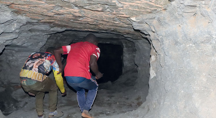 Gold rush: the poor dying for survival