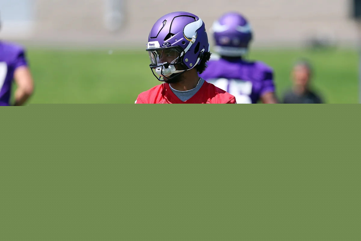 PFF ranks Kyler Murray among other starting quarterbacks