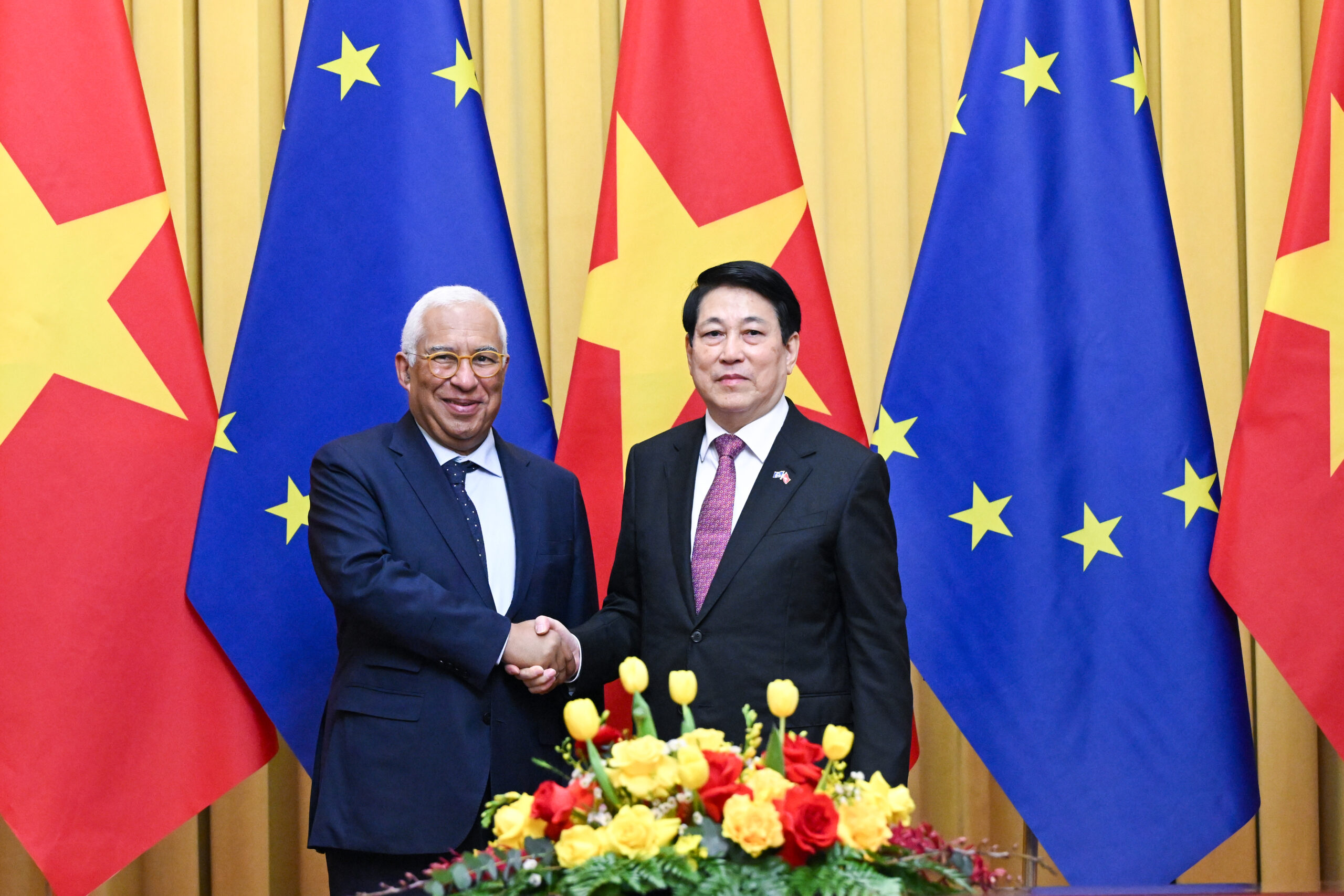 UE și Vietnamul ridică relația bilaterală la nivel de parteneriat strategic global. Antonio Costa: Cele două părți pot face mai mult în domenii precum energia și apărarea