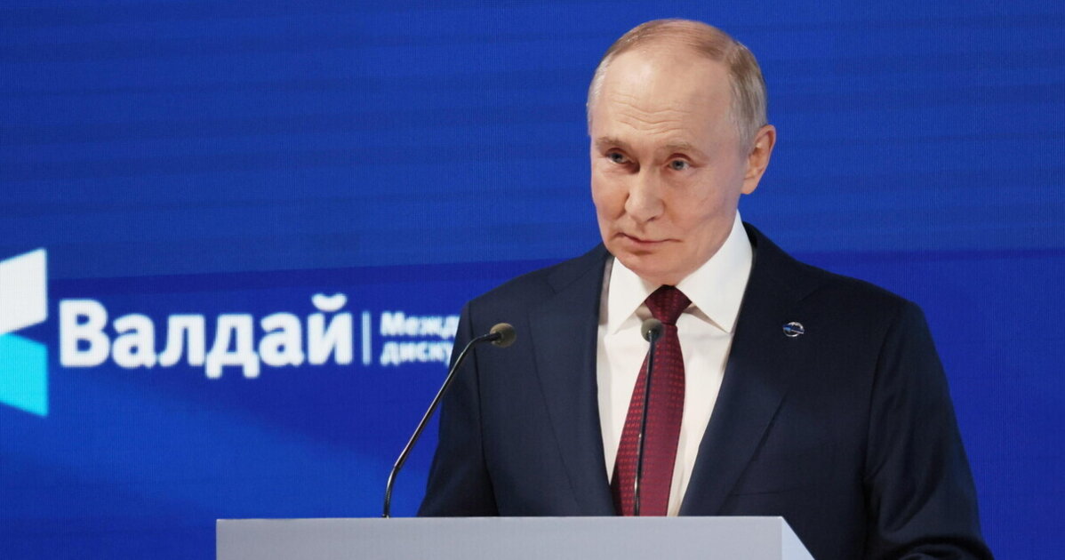 Putin corteggia Trump ma accusa l’Alleanza atlantica e l’Ue