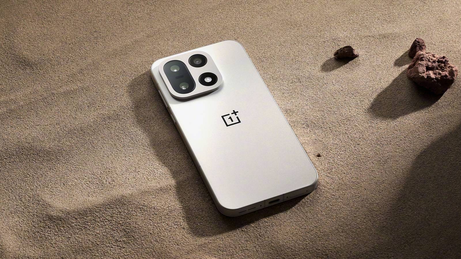 The OnePlus 15 might steal Samsung's thunder with an earlier launch globally