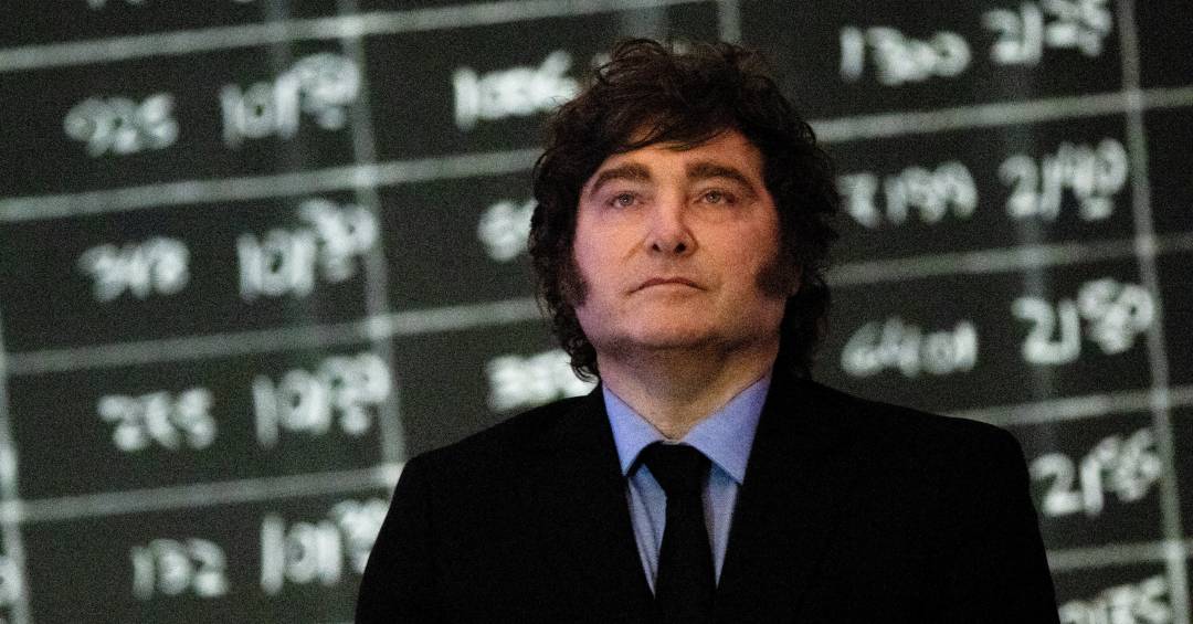 Após derrubar inflação, Milei muda estratégia e tenta tirar economia argentina da estagnação