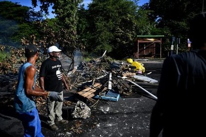 Gangs ou collectifs de rue ? Le flou autour d'une réalité guadeloupéenne au procès des émeutes de 2021