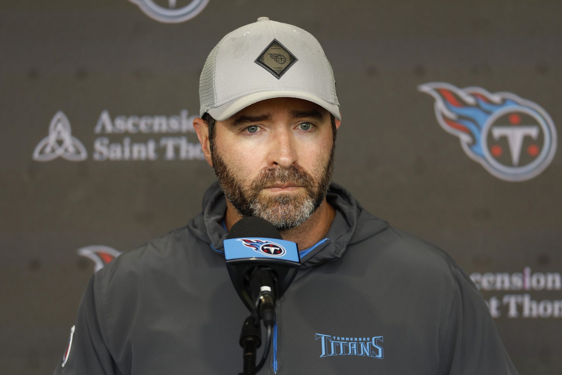 Titans’ Callahan Goes Off on Reporter Following Loss (video)