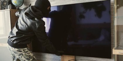Kaçanik: Vodhi televizorin në vlerë 1800 euro dhe pastaj e shiti, arrestohet