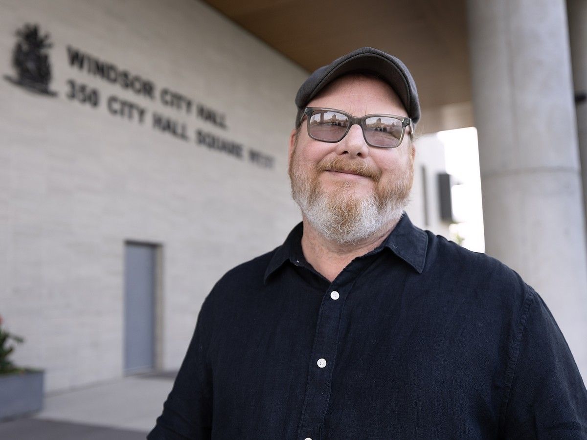 Former Ward 4 Coun. Chris Holt mounts comeback in Windsor political arena