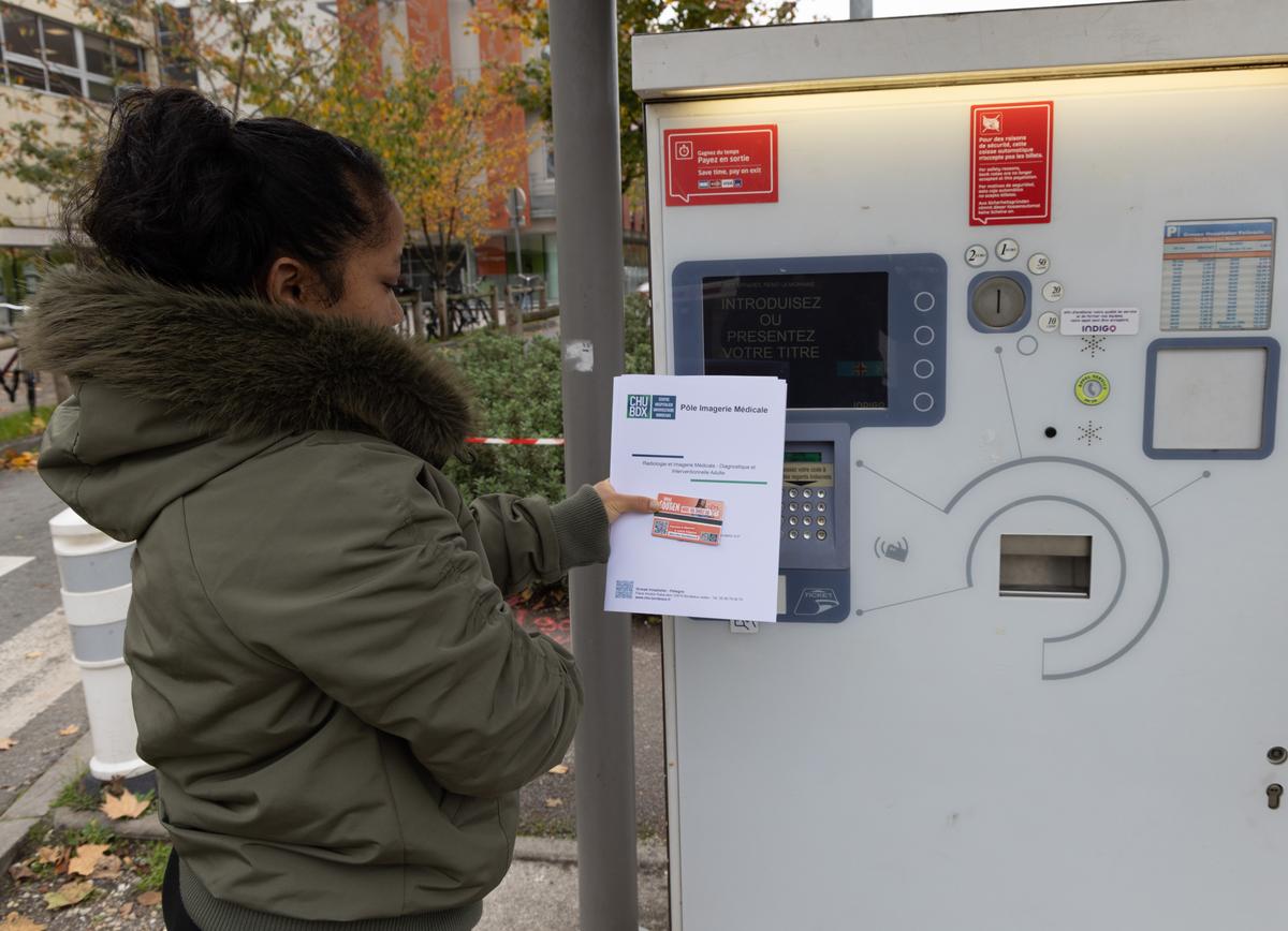 L’Assemblée approuve une loi en faveur de la gratuité des parkings des hôpitaux publics