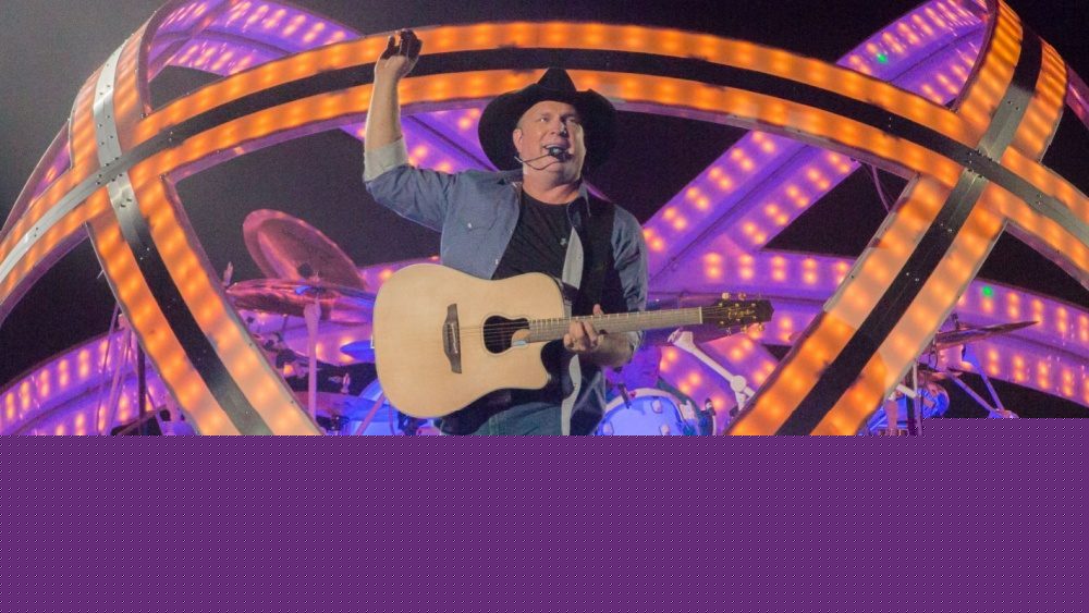 Garth Brooks adds more dates in Chicago on his ‘Blame It All On My Roots’ retro arena tour