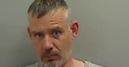 North East thug jailed after threatening to shoot girlfriend and police with air rifle