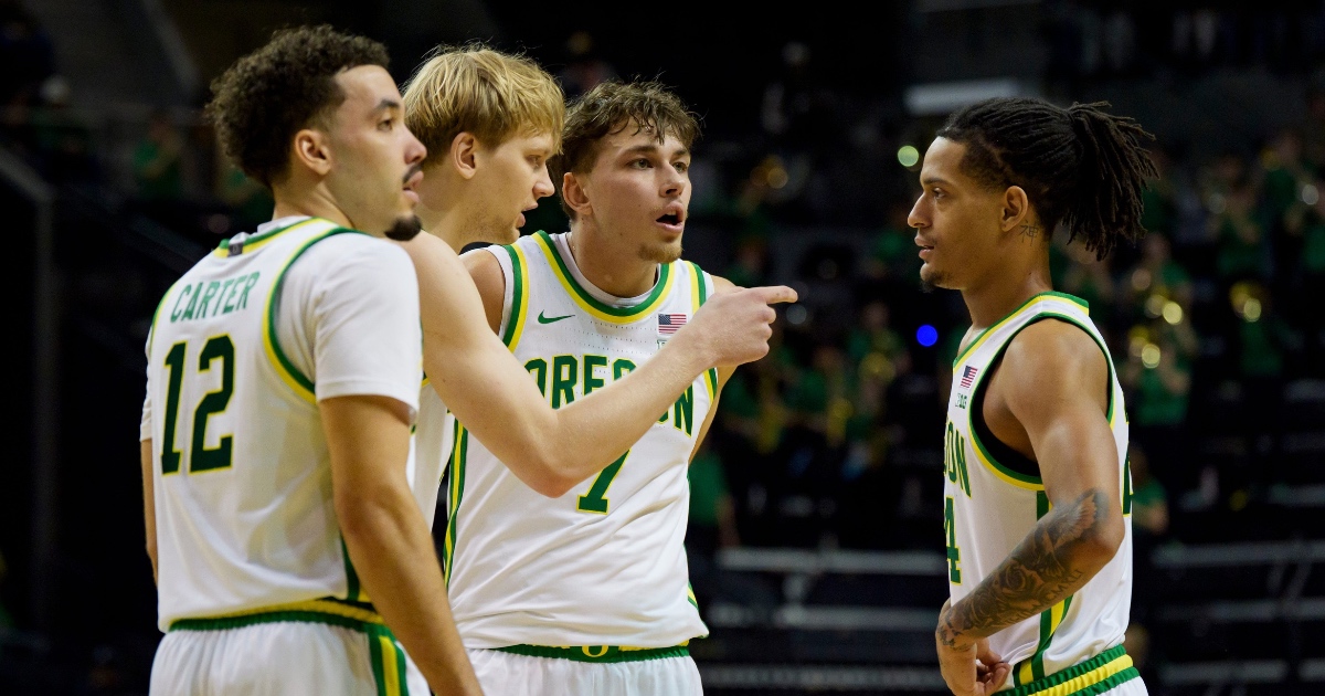 Oregon basketball unveils Nike Sabrina 3 ‘Grateful Ducks’ PE
