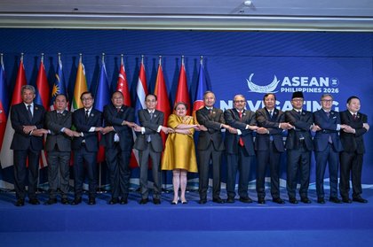 Philippines hosts ASEAN foreign minister retreat to tackle regional issues