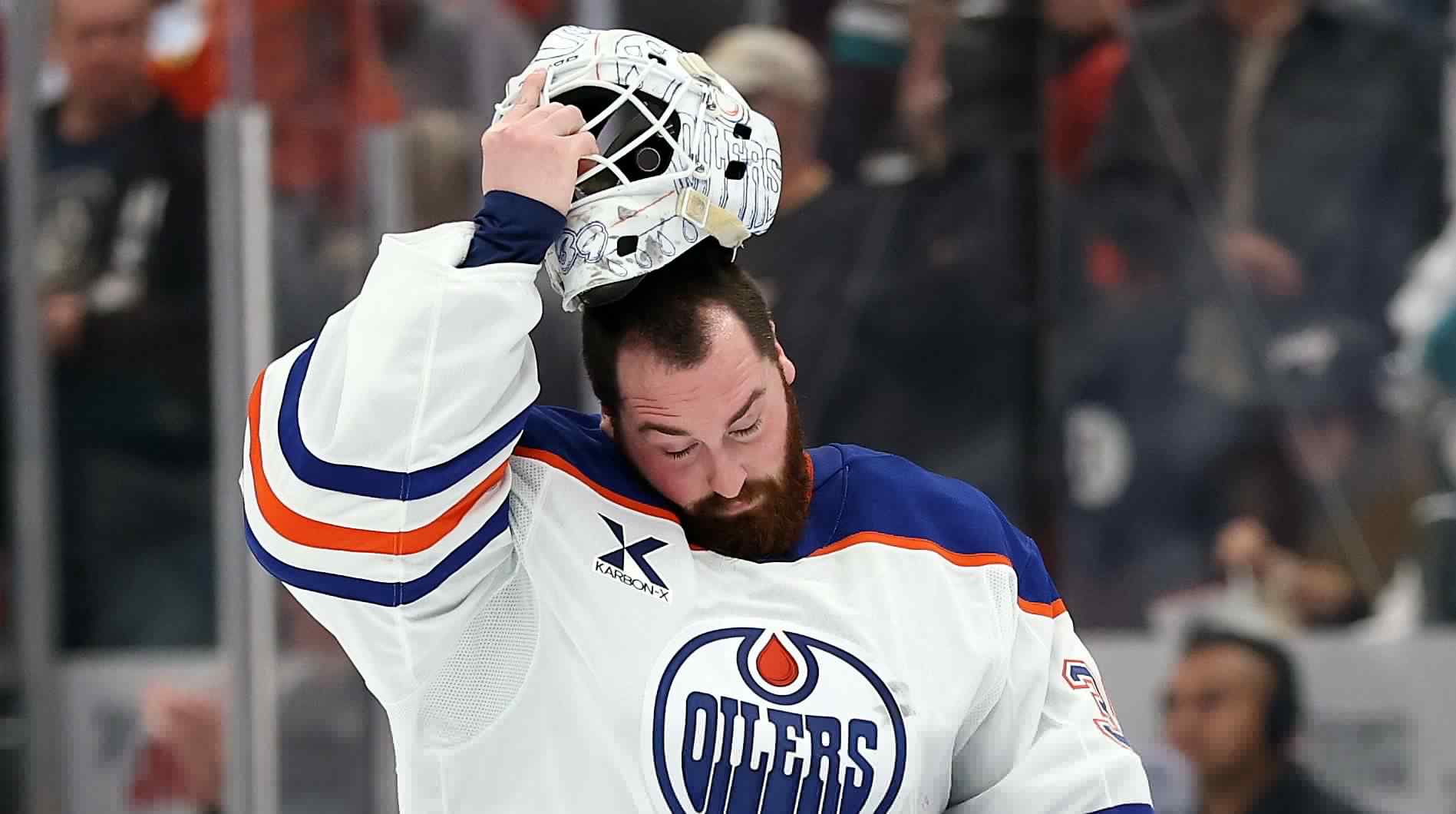 Canucks Should Bring In This UFA Goalie Amid Demko Uncertainty