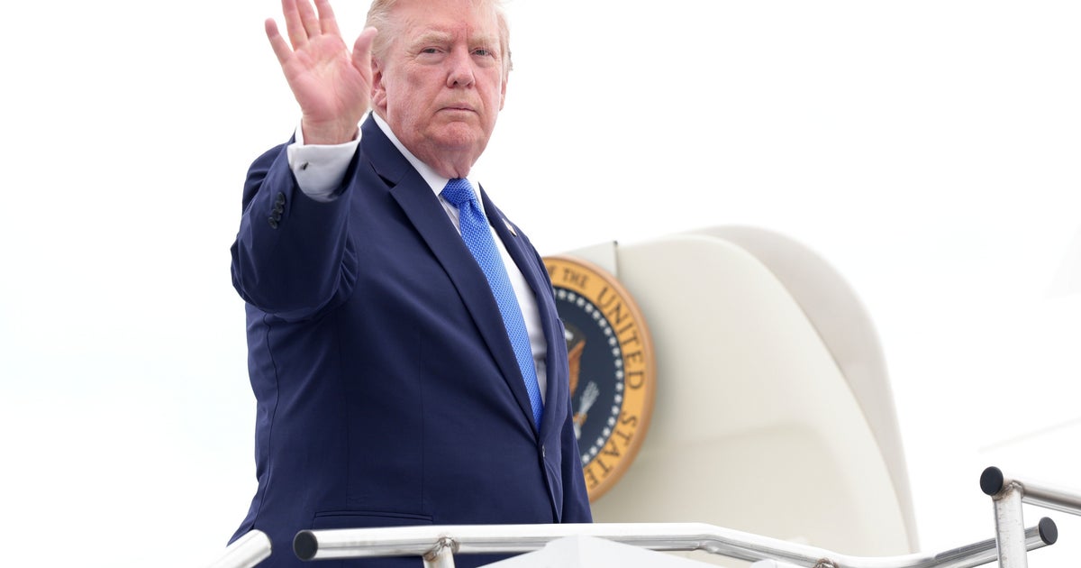 Trump Rounds Off AI Slop Posting Spree With Truly Bizarre New Image