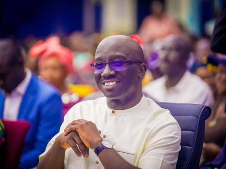 Okpebholo rewards Team Edo with N10m for outstanding performance at National Youth Games