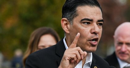 Top House Democrat probes oil firms over Venezuela
