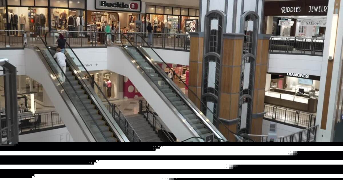 Westroads Mall adds Toys R Us and Dillards as excited shoppers anticipate major store openings