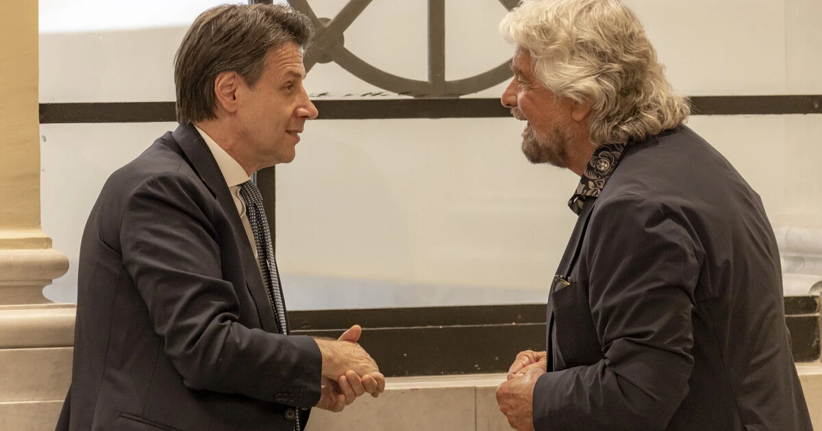 Ora il Movimento 5 Stelle ha due siti web, torna online il sito di Beppe Grillo
