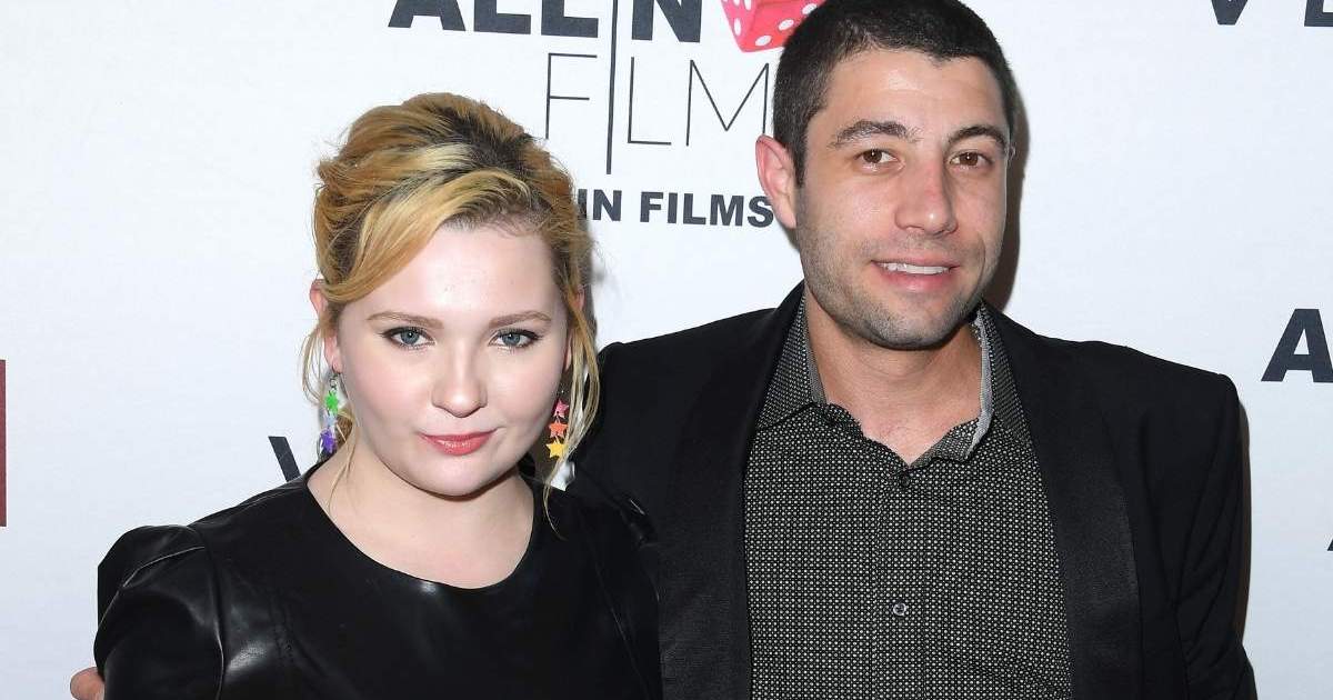 Zombieland’s Abigail Breslin Marks 3 Years of Marriage With Sweet Message
