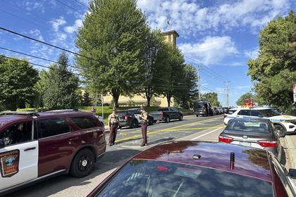 2 children are dead, 17 people injured in Minneapolis school shooting