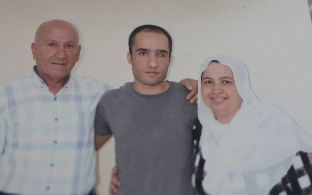 Hasta mahpus Kendal Barut tedavi edilmezse diğer gözünü de kaybedecek