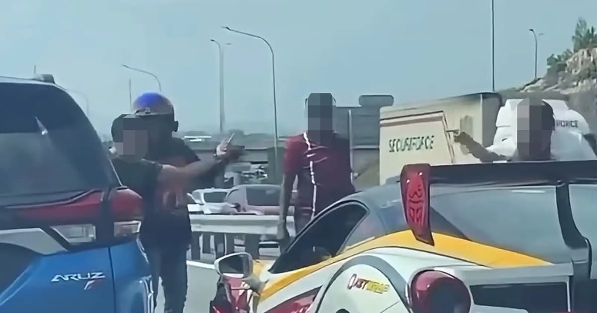 Cops seek Aruz driver after highway fight with Ferrari driver