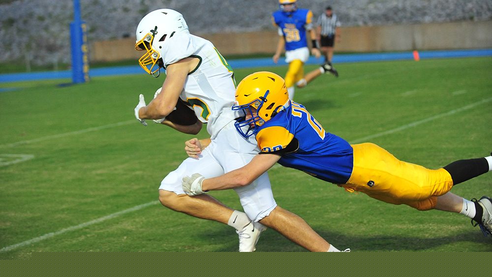 Greenwood Stymies Caldwell 31-0 in First Scrimmage