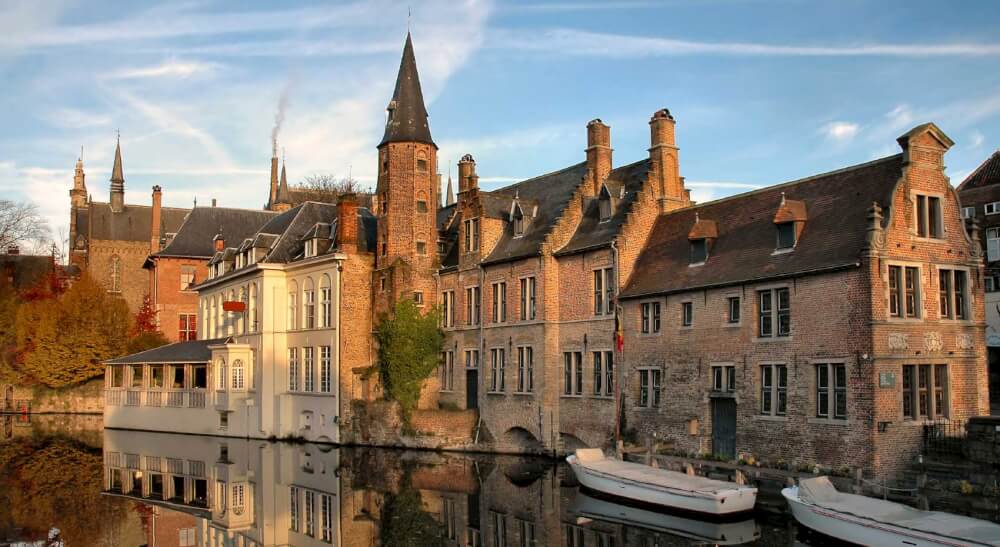 Comment on Belgium’s watchdog warns of Capitals Trade Fx, FX… by hollow knight apk