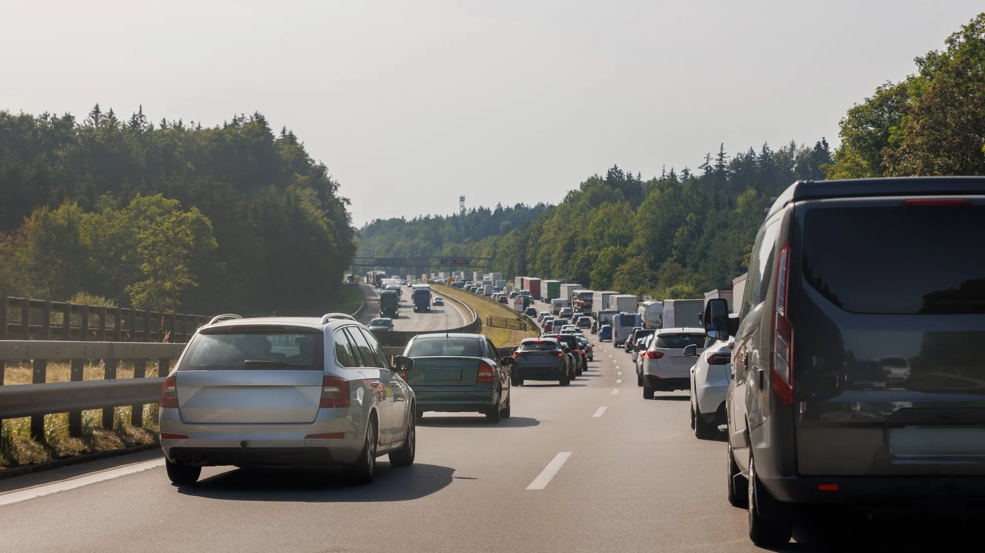 Paraliż na trasie nad morze i z powrotem. 8-kilometrowe korki na S3 i A6